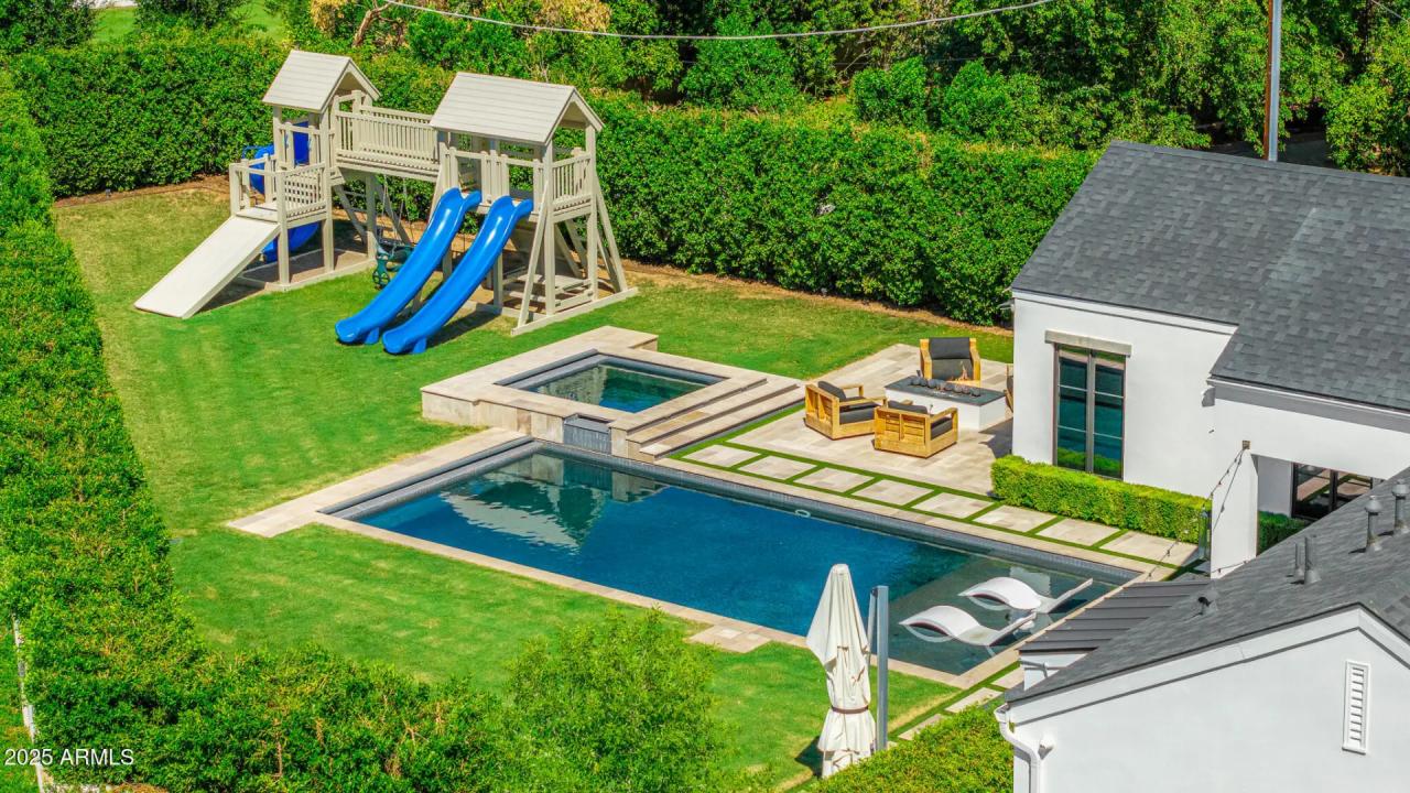 Real Estate Picture 45