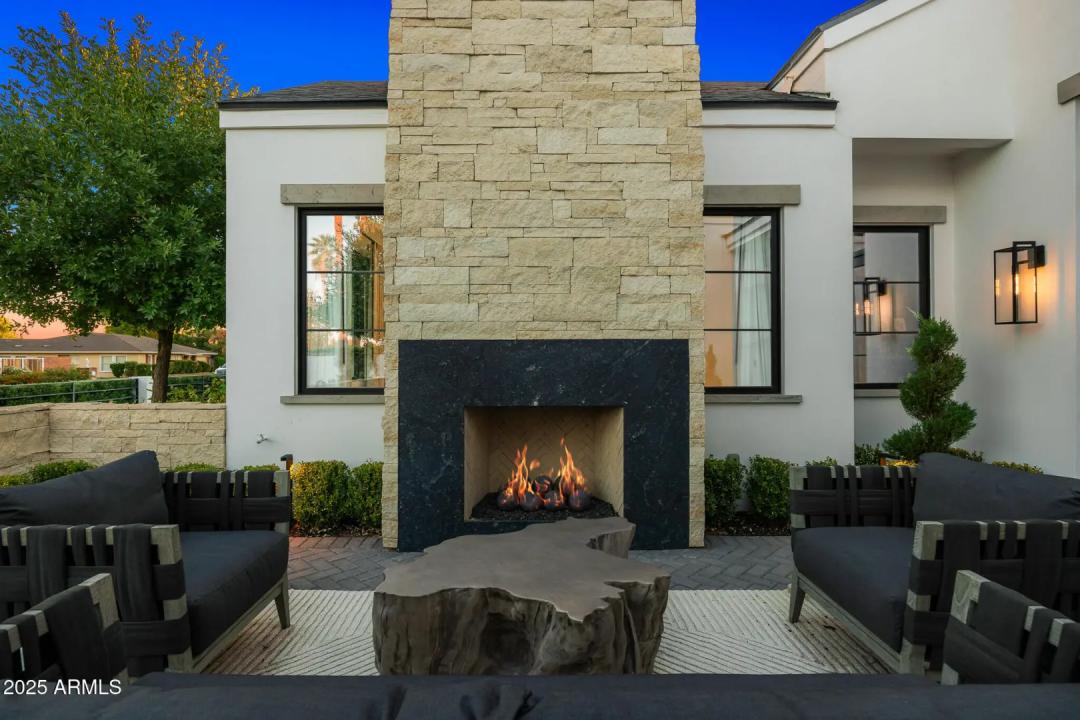 Real Estate Picture 64