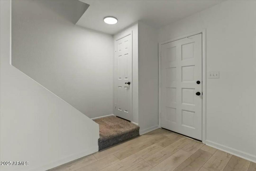 Real Estate Picture 12