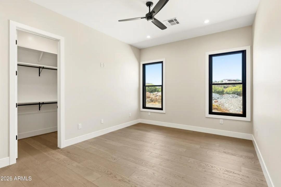 Real Estate Picture 31