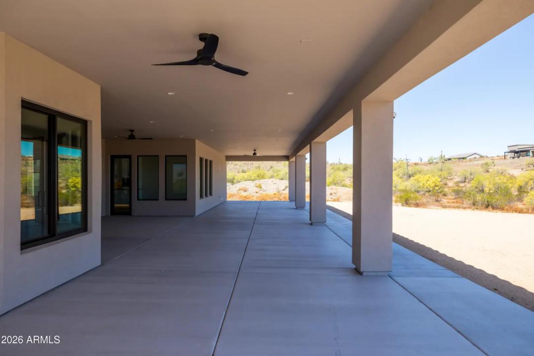 Real Estate Picture 42