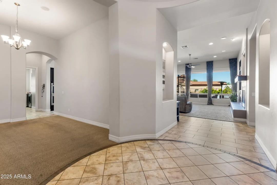 Real Estate Picture 7