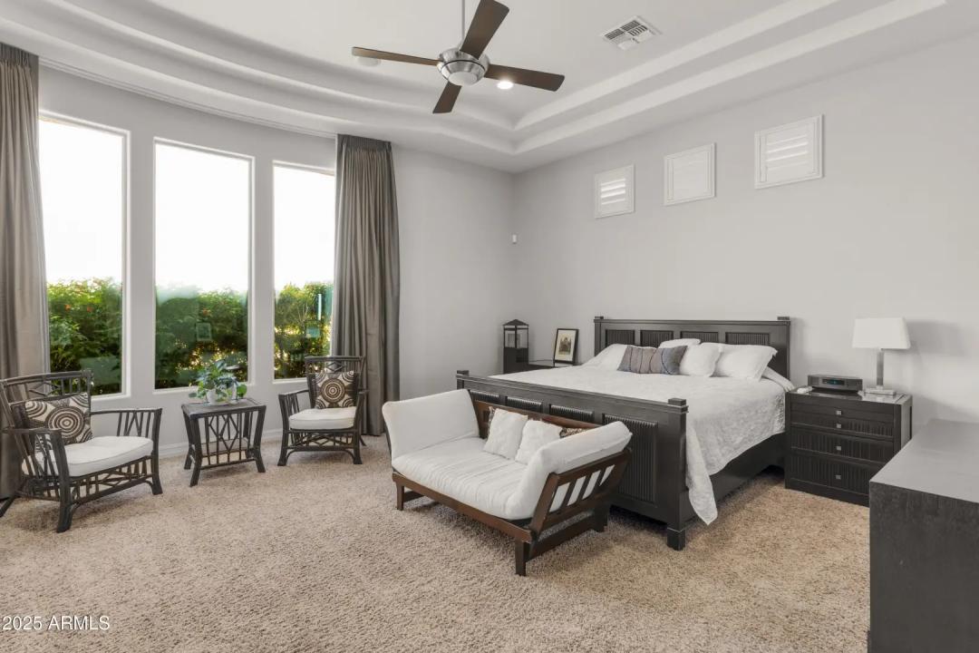 Real Estate Picture 13