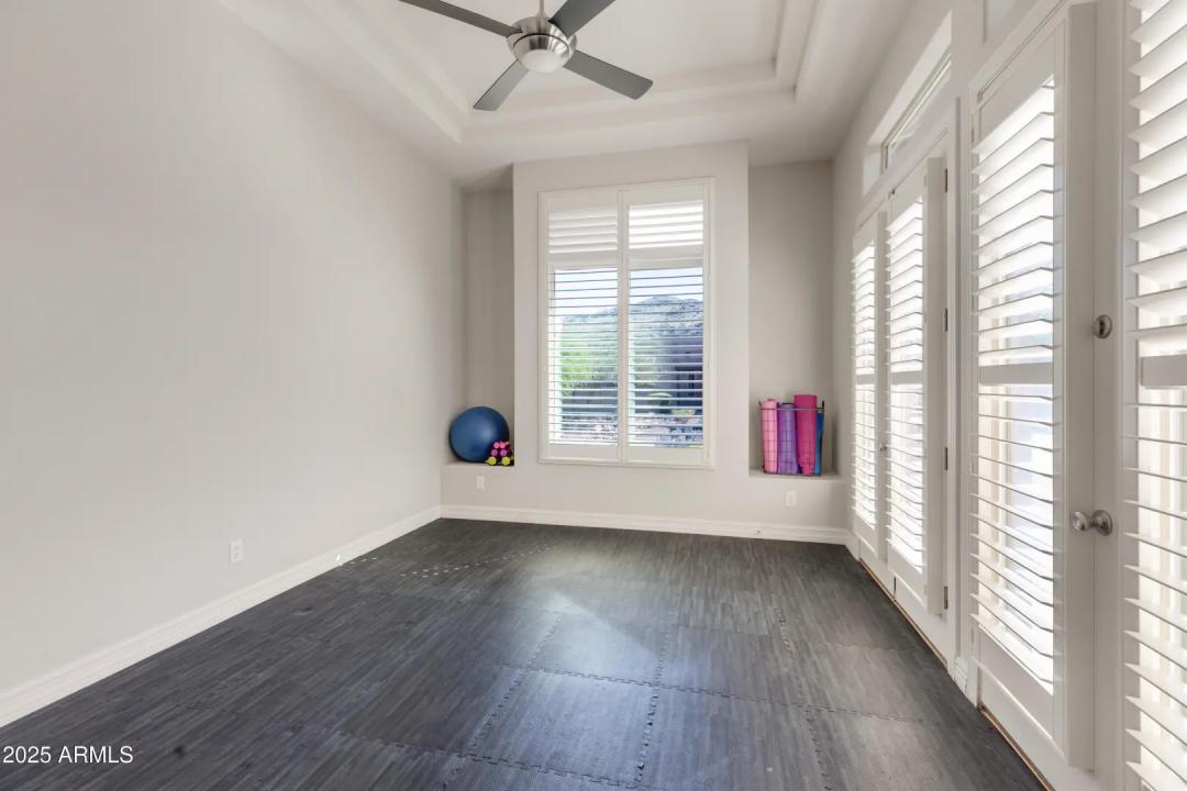 Real Estate Picture 18
