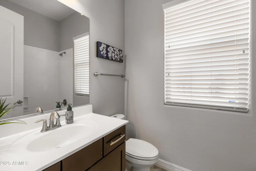 Real Estate Picture 19