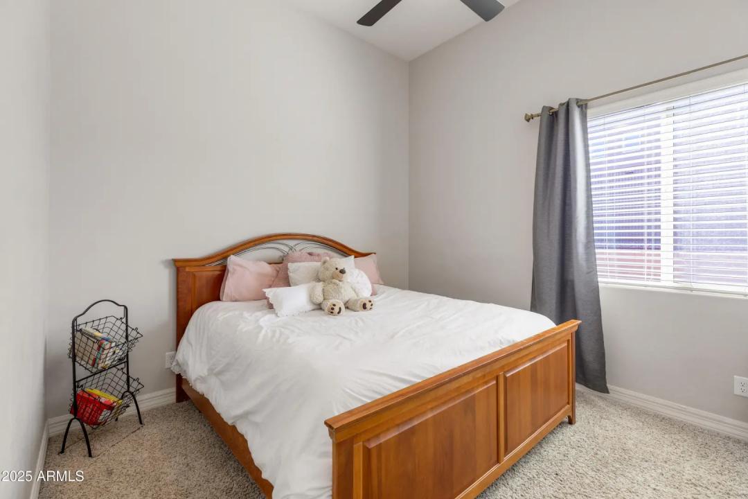 Real Estate Picture 20