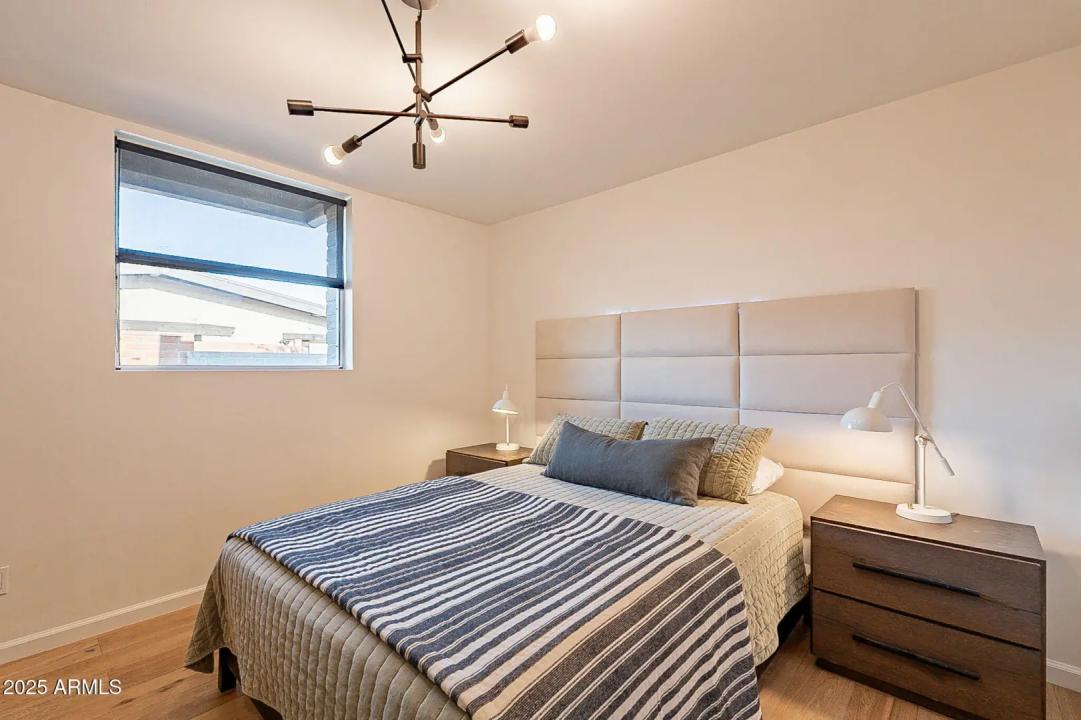 Real Estate Picture 30