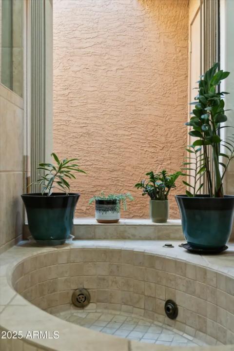 Real Estate Picture 33