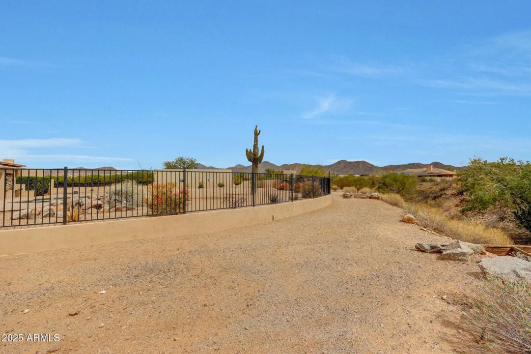 Real Estate Picture 19