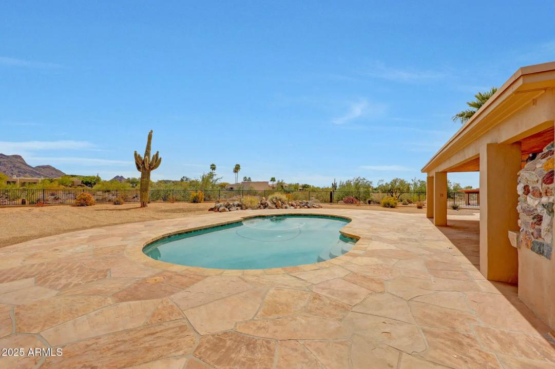 Real Estate Picture 52