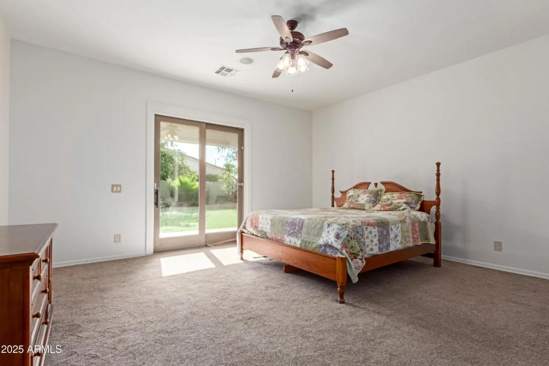 Real Estate Picture 17