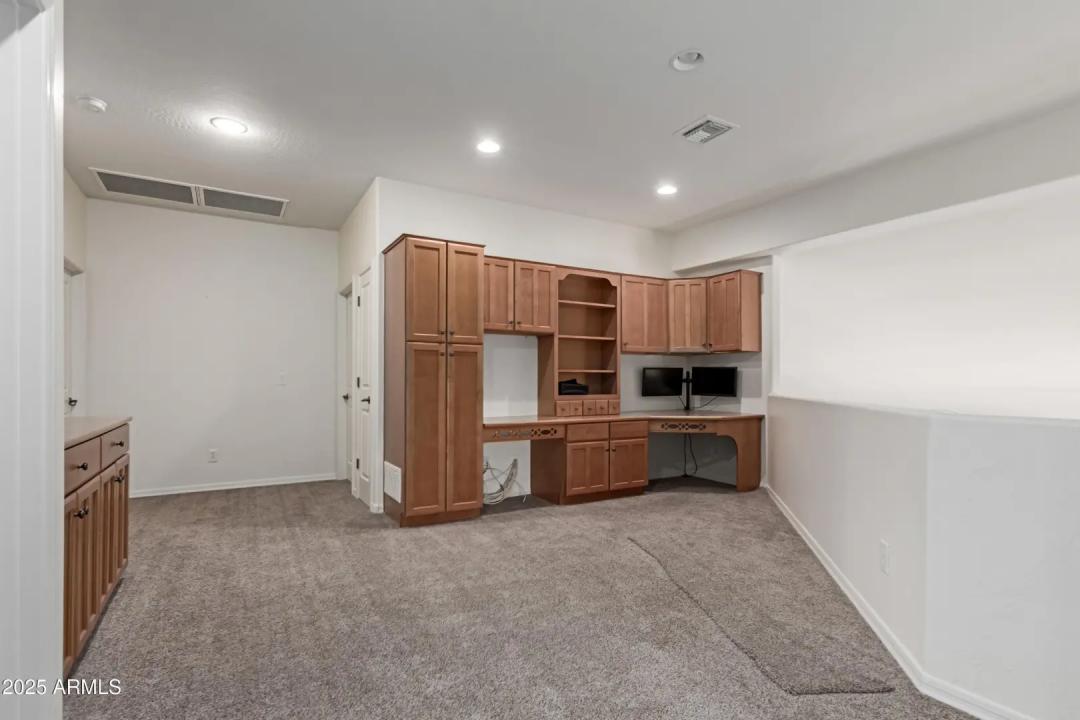 Real Estate Picture 21