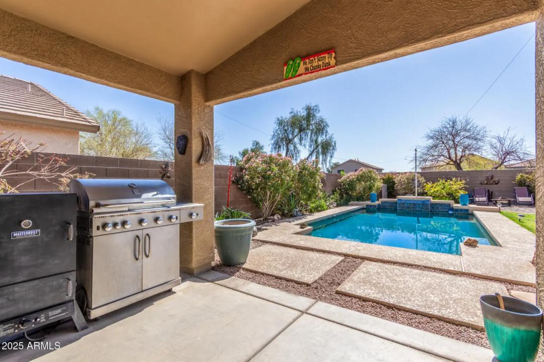 Real Estate Picture 30