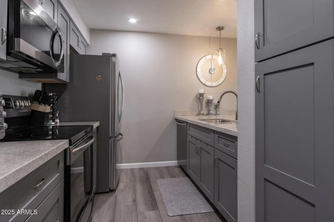 Real Estate Picture 2