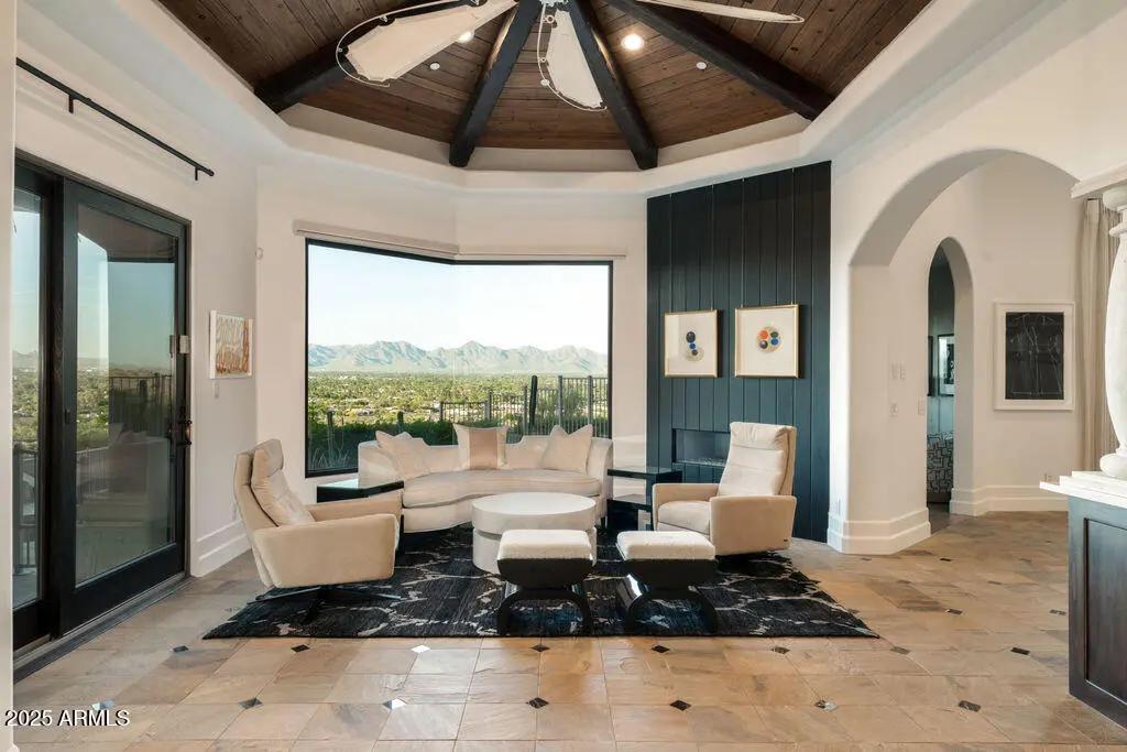 Real Estate Picture 20