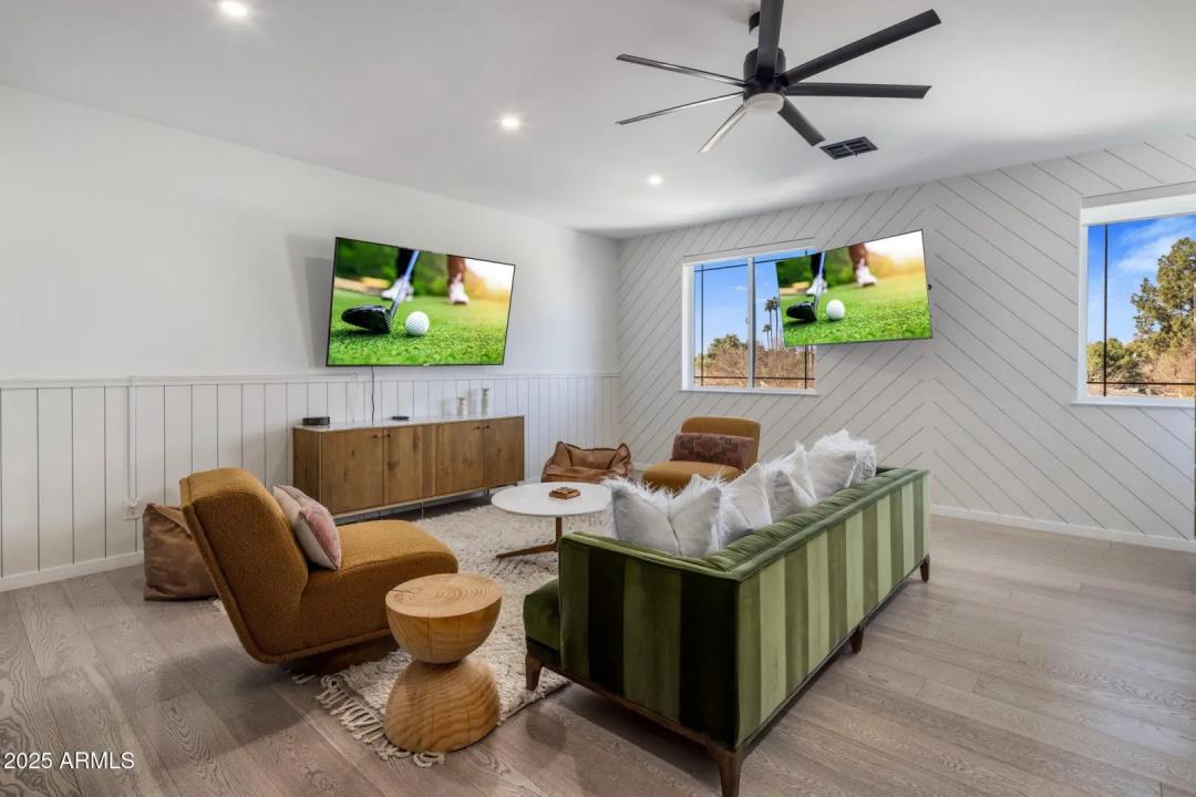 Real Estate Picture 18