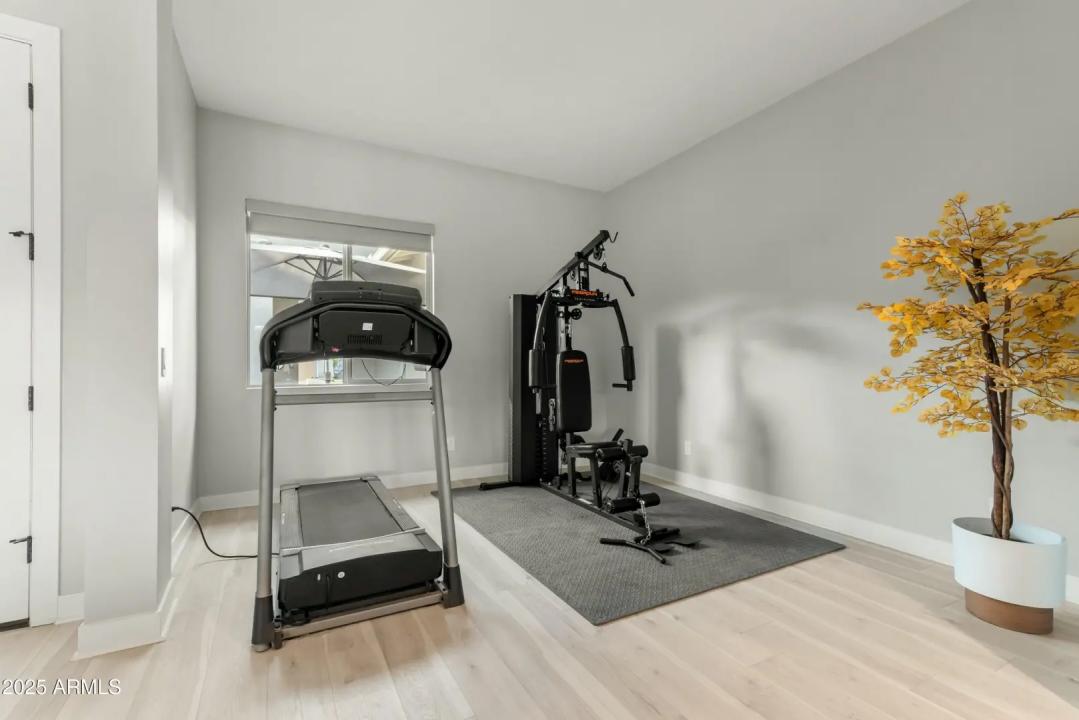 Real Estate Picture 29
