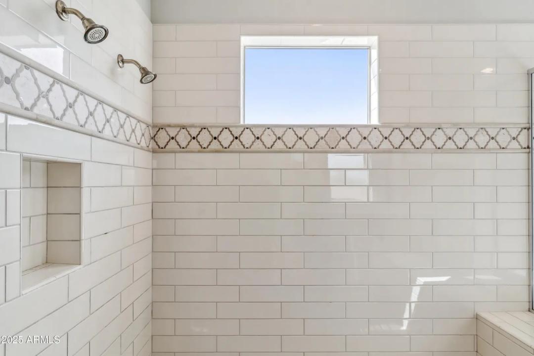 Real Estate Picture 47