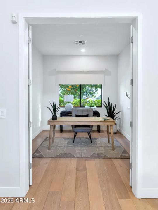 Real Estate Picture 6