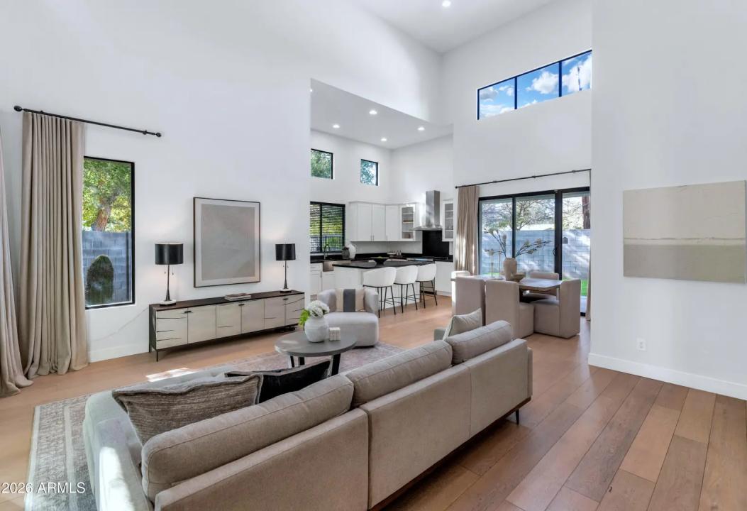 Real Estate Picture 2