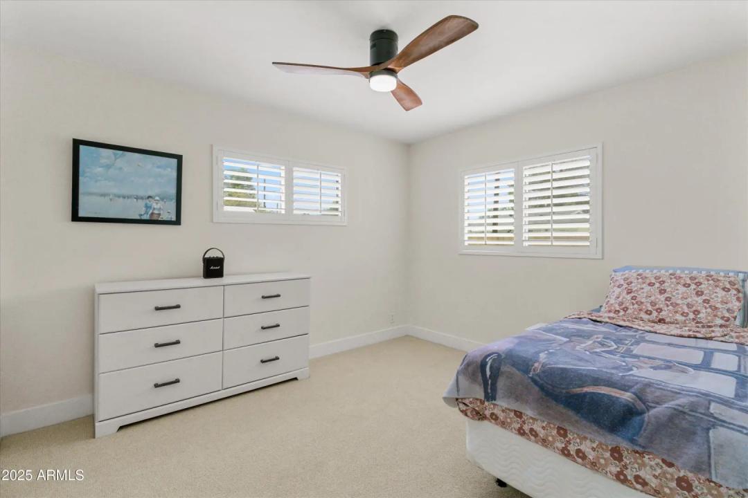 Real Estate Picture 25