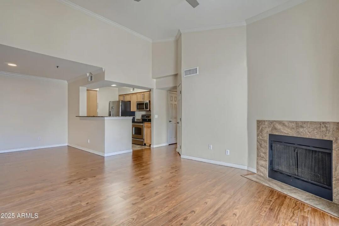Real Estate Picture 5
