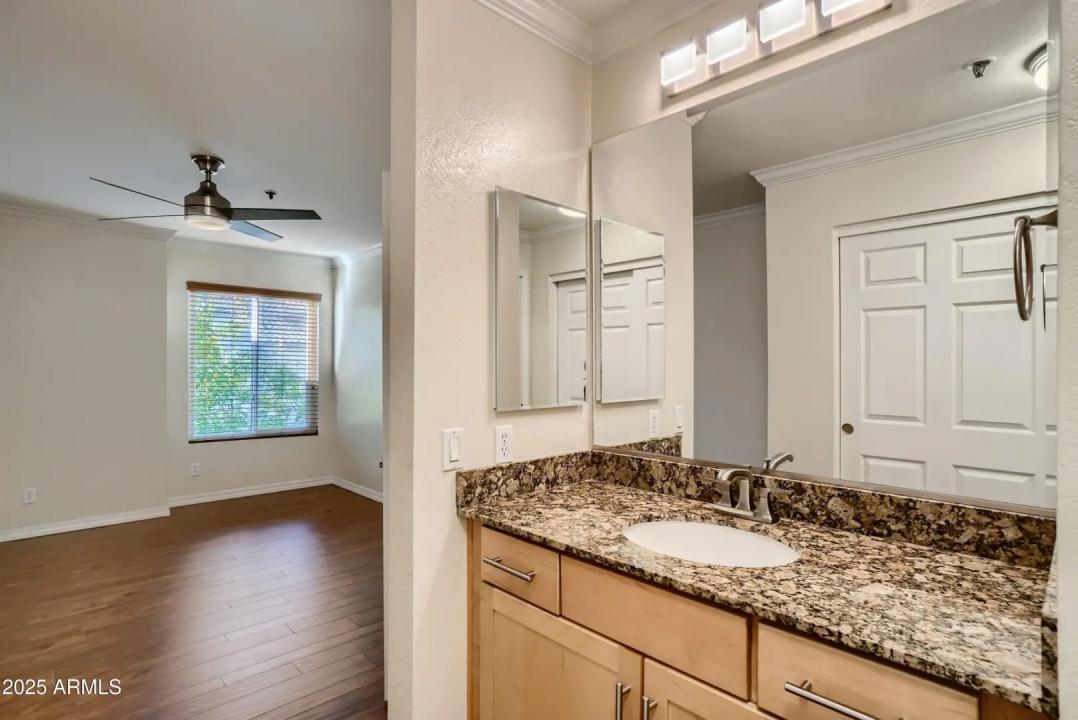Real Estate Picture 10