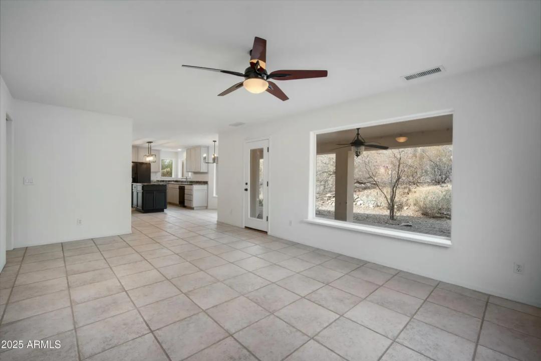 Real Estate Picture 21