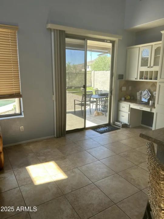 Real Estate Picture 8