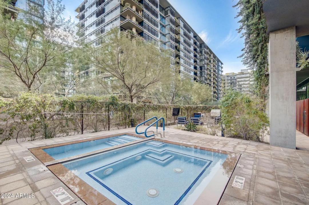 Real Estate Picture 39