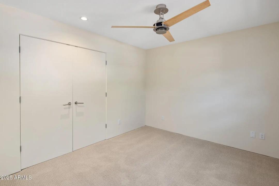 Real Estate Picture 20