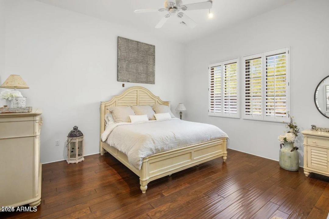 Real Estate Picture 28