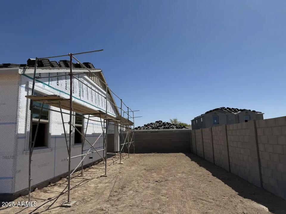 Real Estate Picture 19
