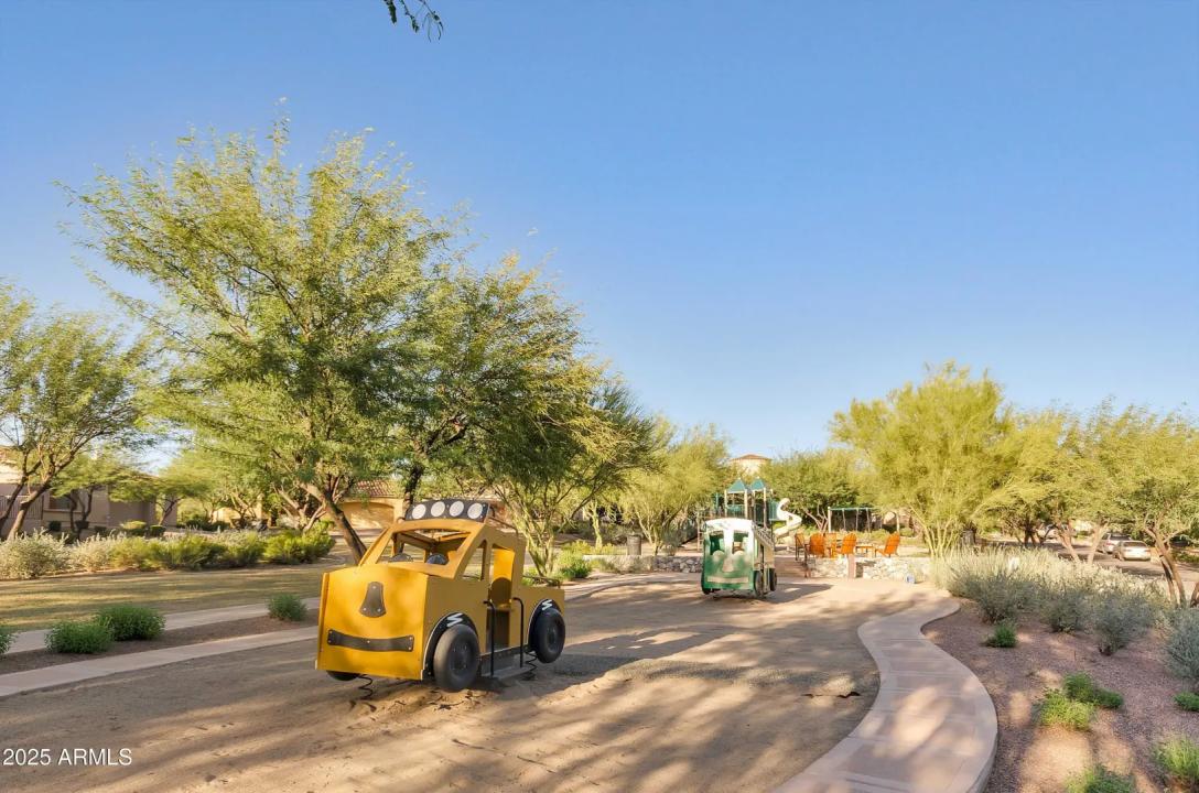Real Estate Picture 121