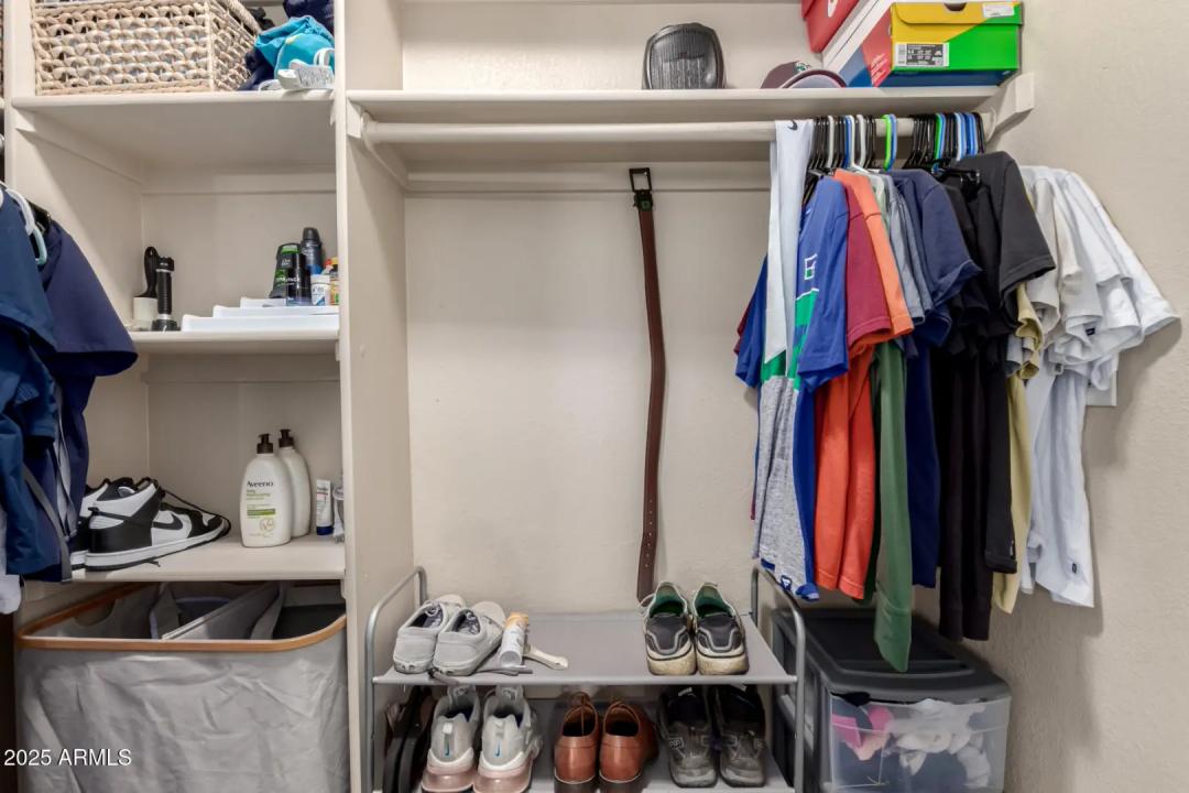 Real Estate Picture 14