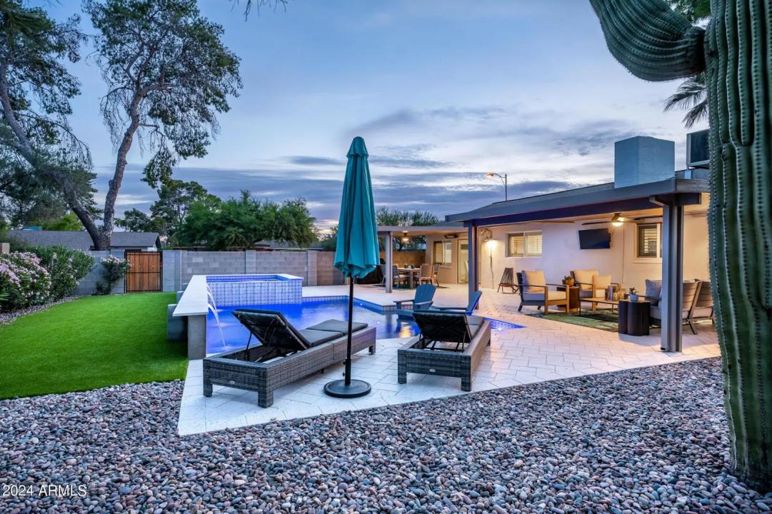 Real Estate Picture 28