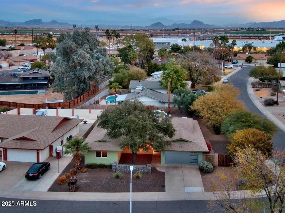 Real Estate Picture 45