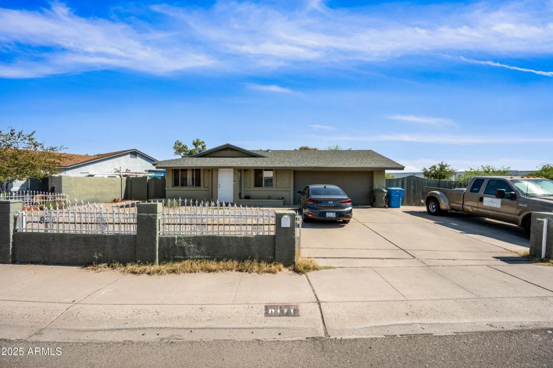 Real Estate Picture 14