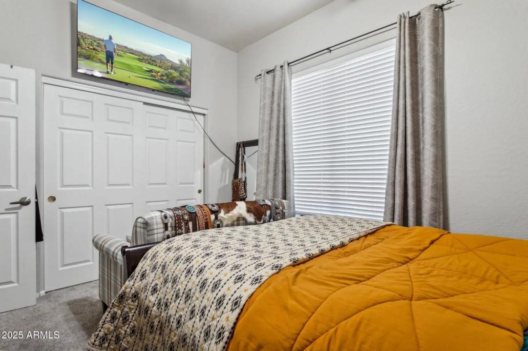 Real Estate Picture 32