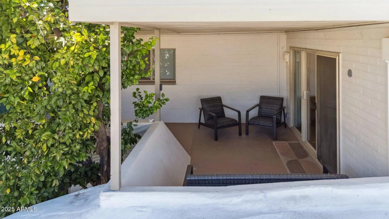 Real Estate Picture 23