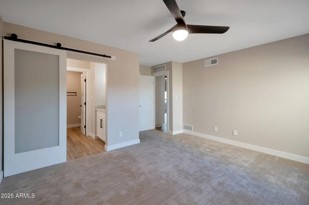 Real Estate Picture 11