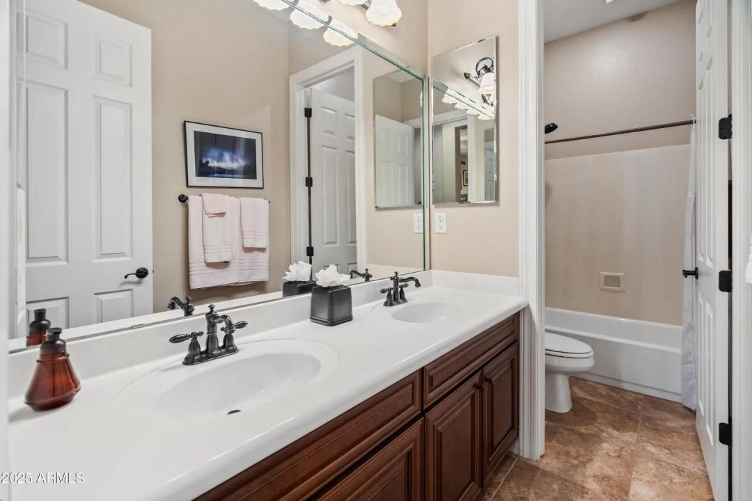 Real Estate Picture 29