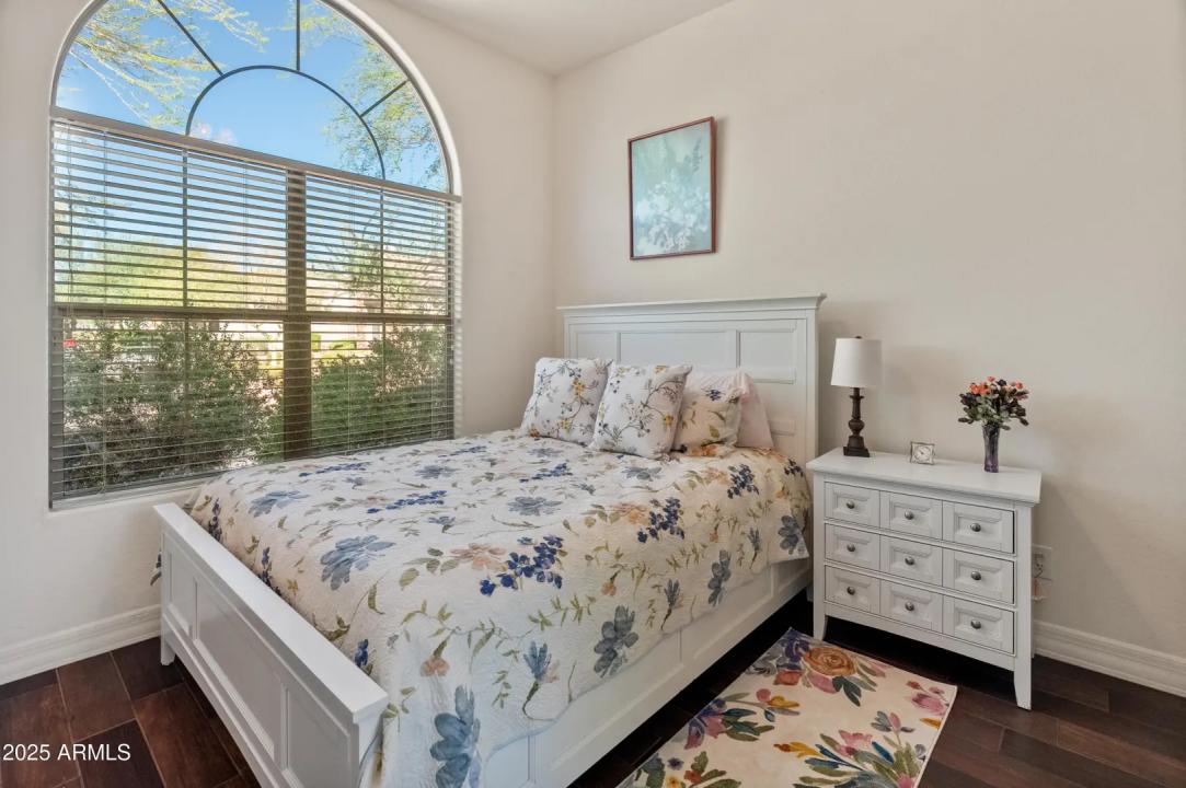 Real Estate Picture 28