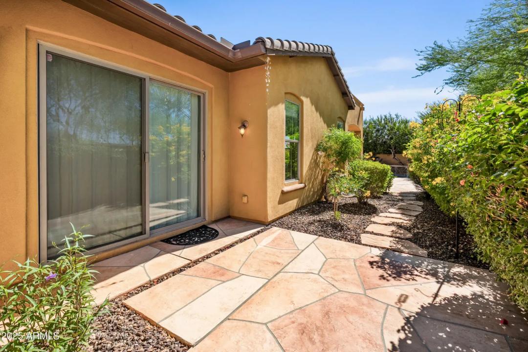 Real Estate Picture 35