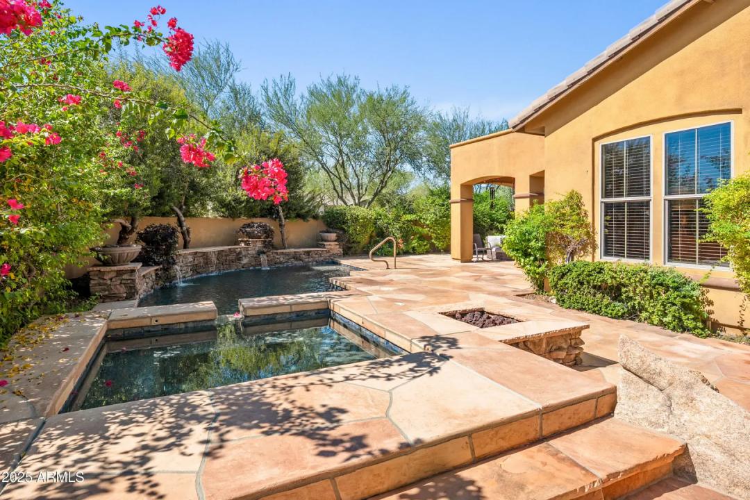 Real Estate Picture 2
