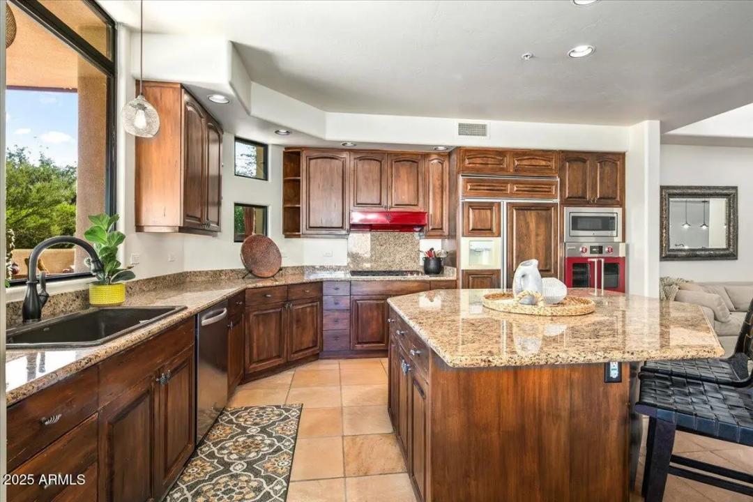 Real Estate Picture 21