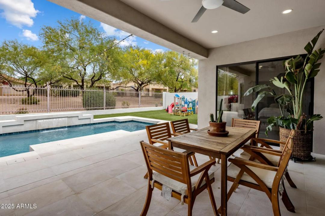 Real Estate Picture 26