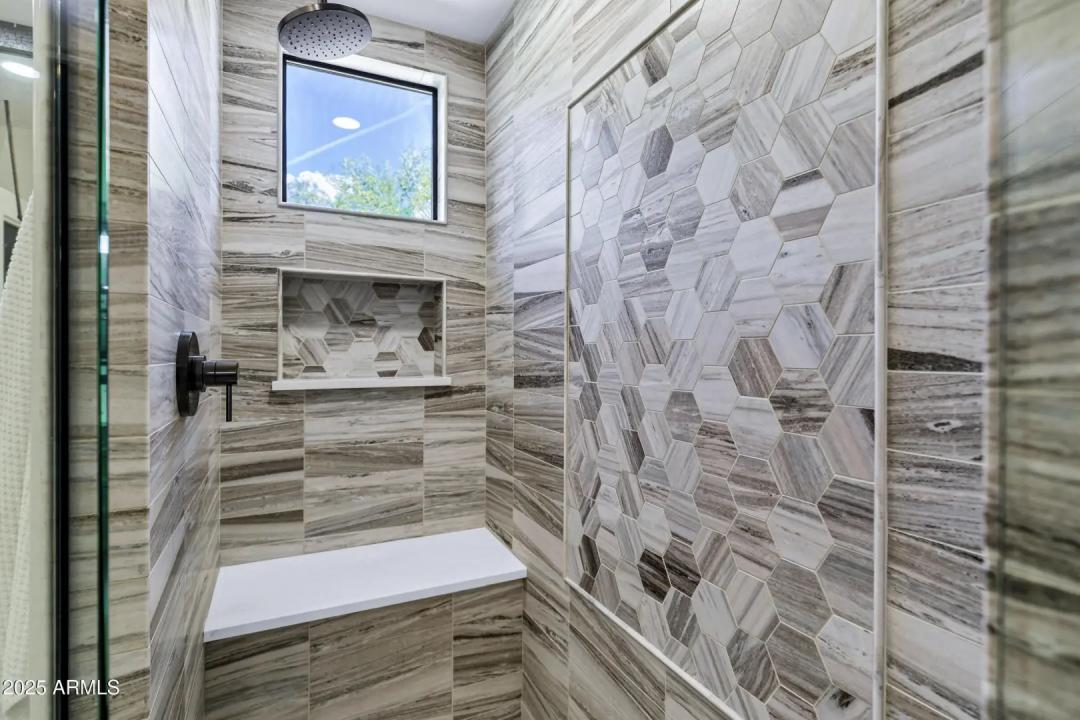 Real Estate Picture 38