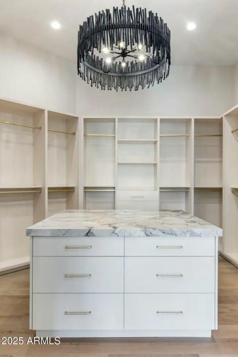 Real Estate Picture 24
