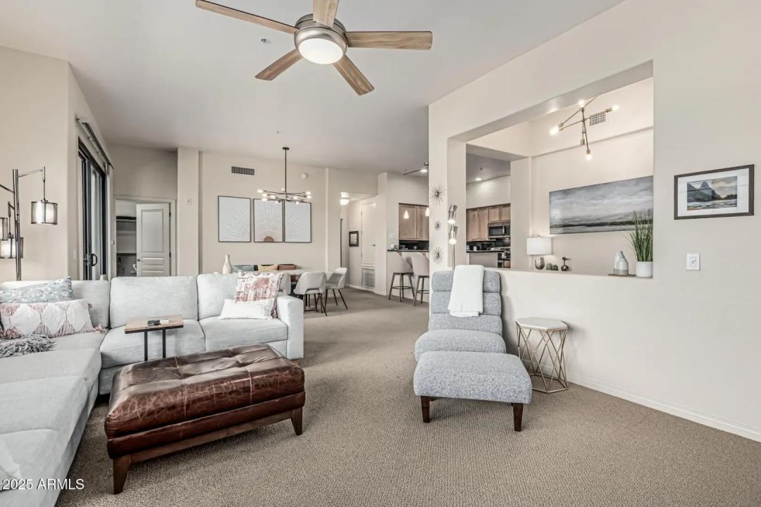Real Estate Picture 4